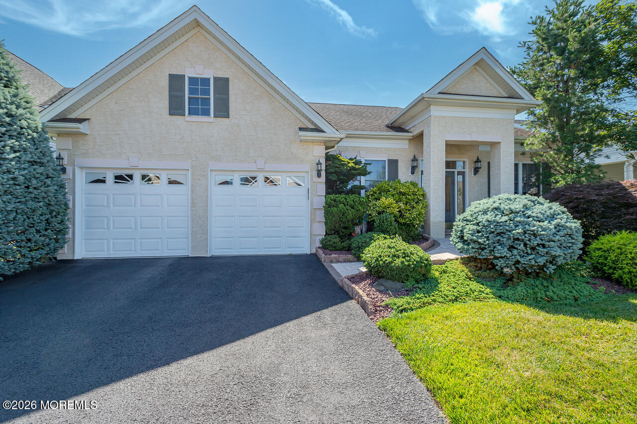 84 Riviera Drive Monroe NJ 08831