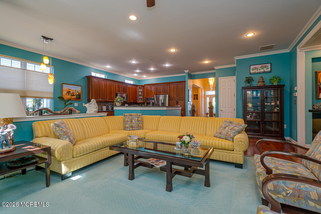 84 Riviera Drive Monroe NJ 08831