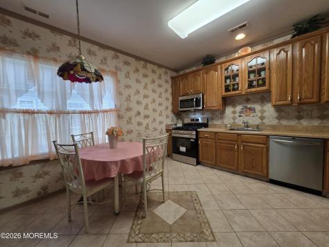 21 Provence Drive Manchester NJ 08759