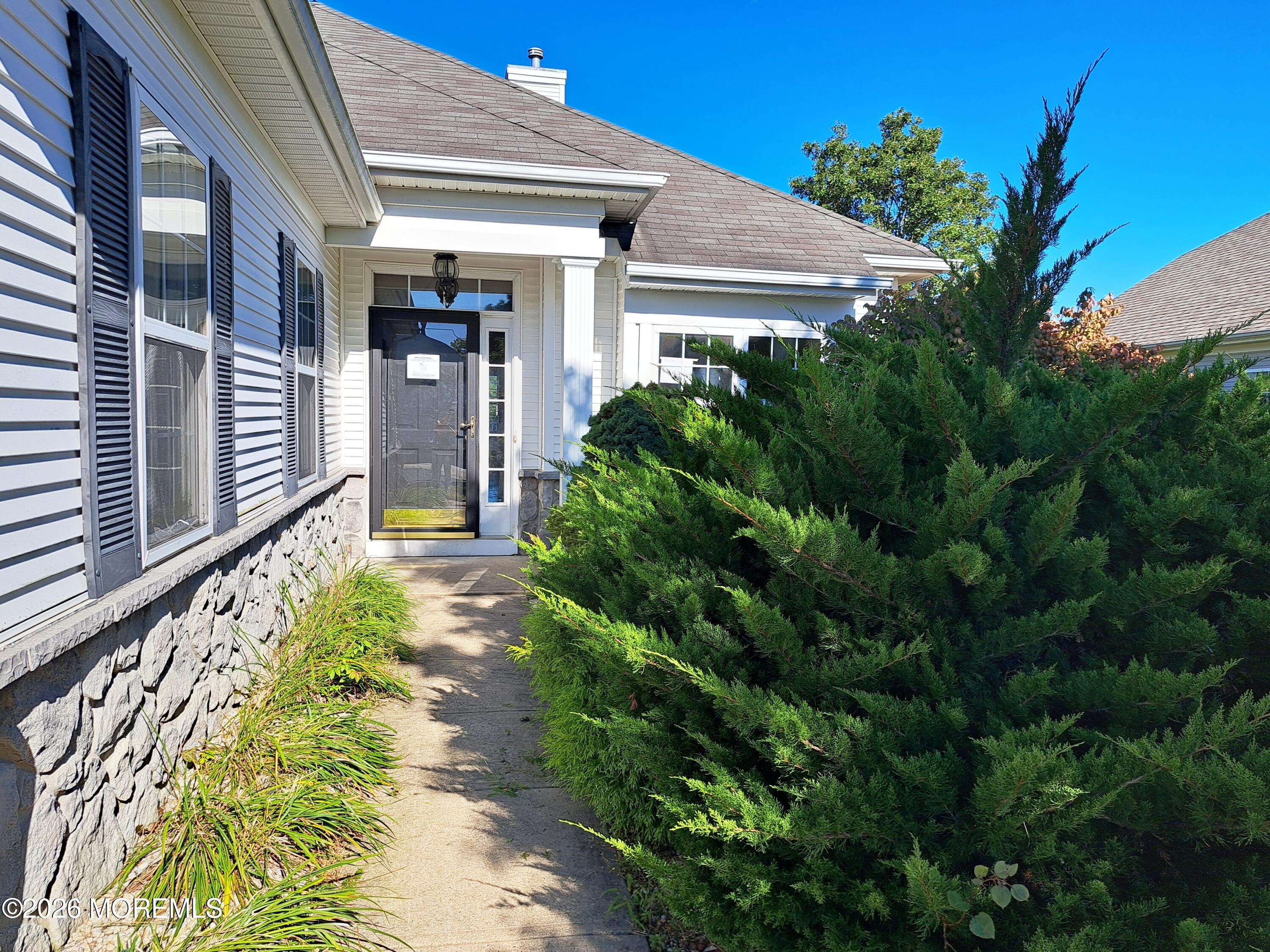 22 Milton Drive Manchester NJ 08759