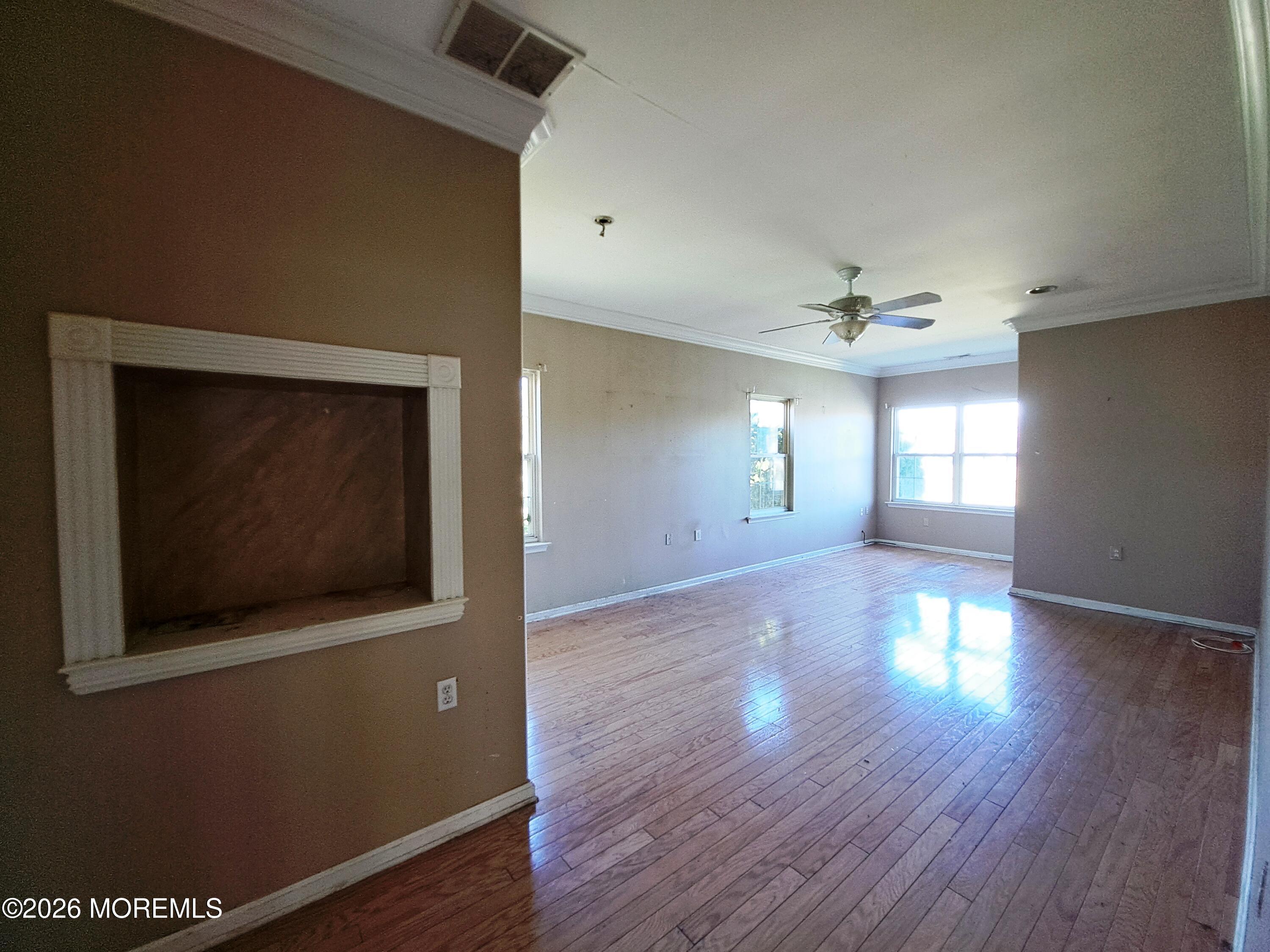 22 Milton Drive Manchester NJ 08759