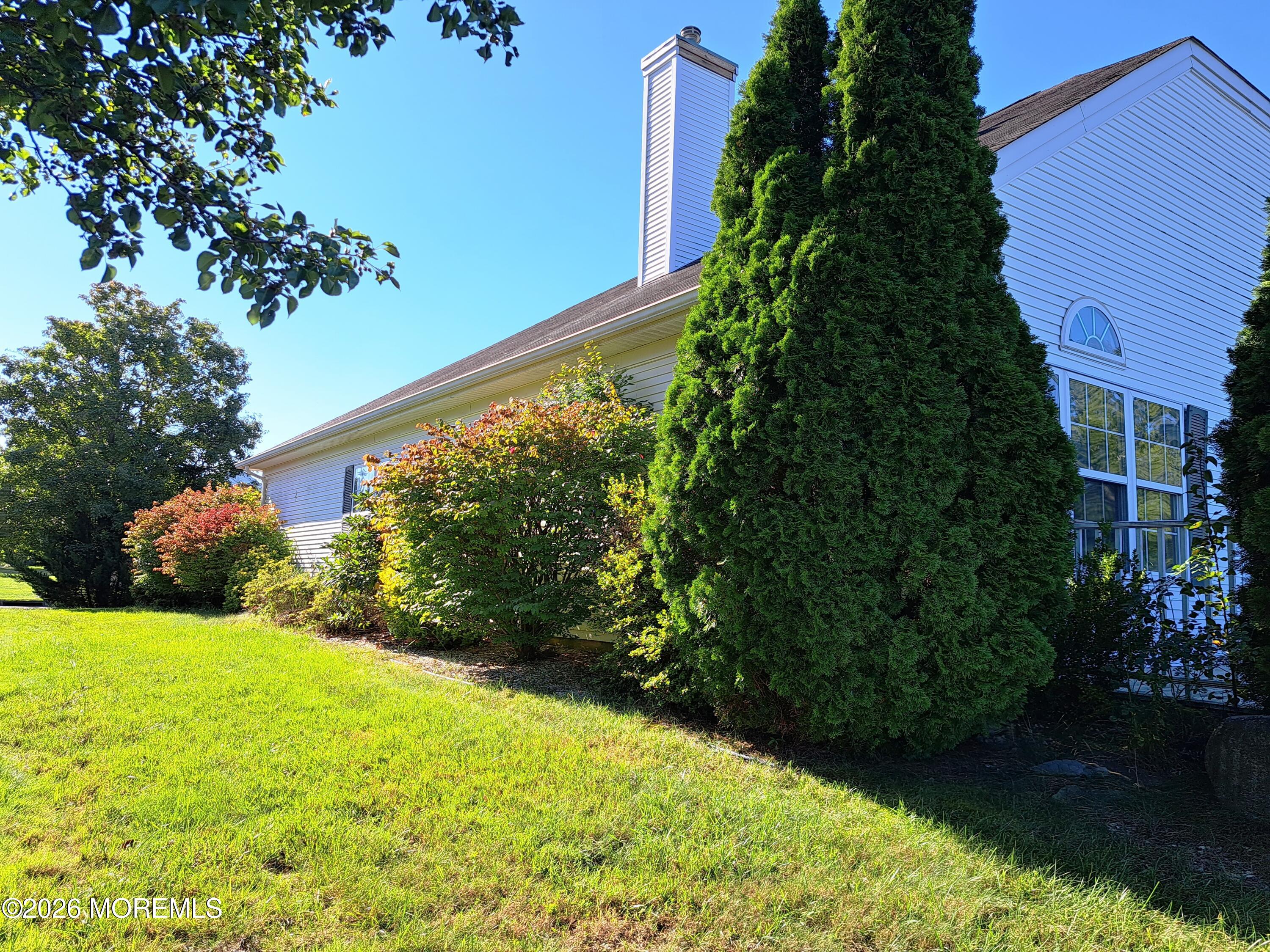 22 Milton Drive Manchester NJ 08759