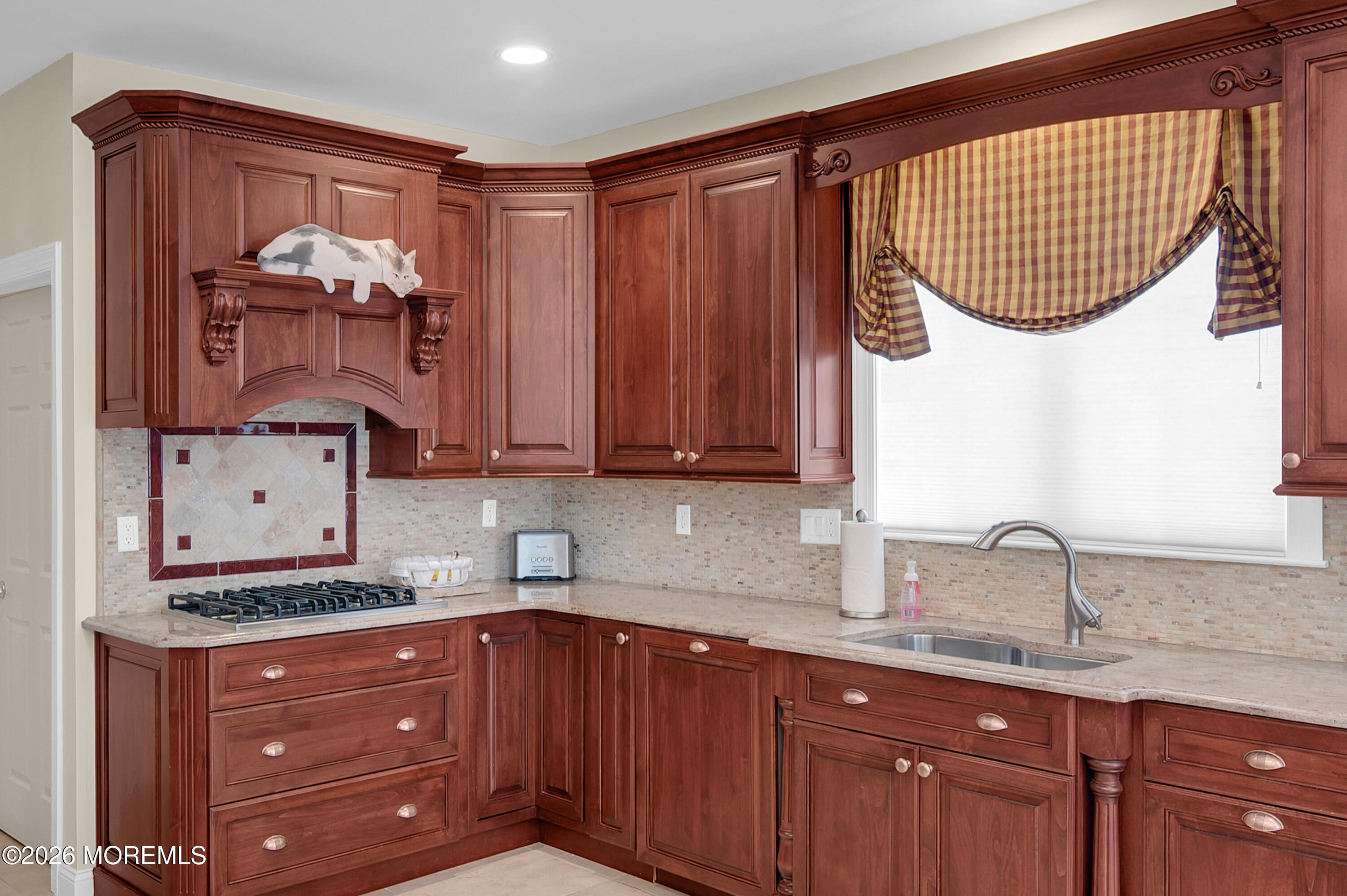 407 Edinburgh Place Marlboro NJ 07746