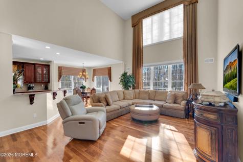 407 Edinburgh Place Marlboro NJ 07746