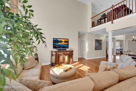 407 Edinburgh Place Marlboro NJ 07746