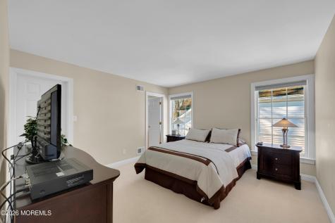 407 Edinburgh Place Marlboro NJ 07746