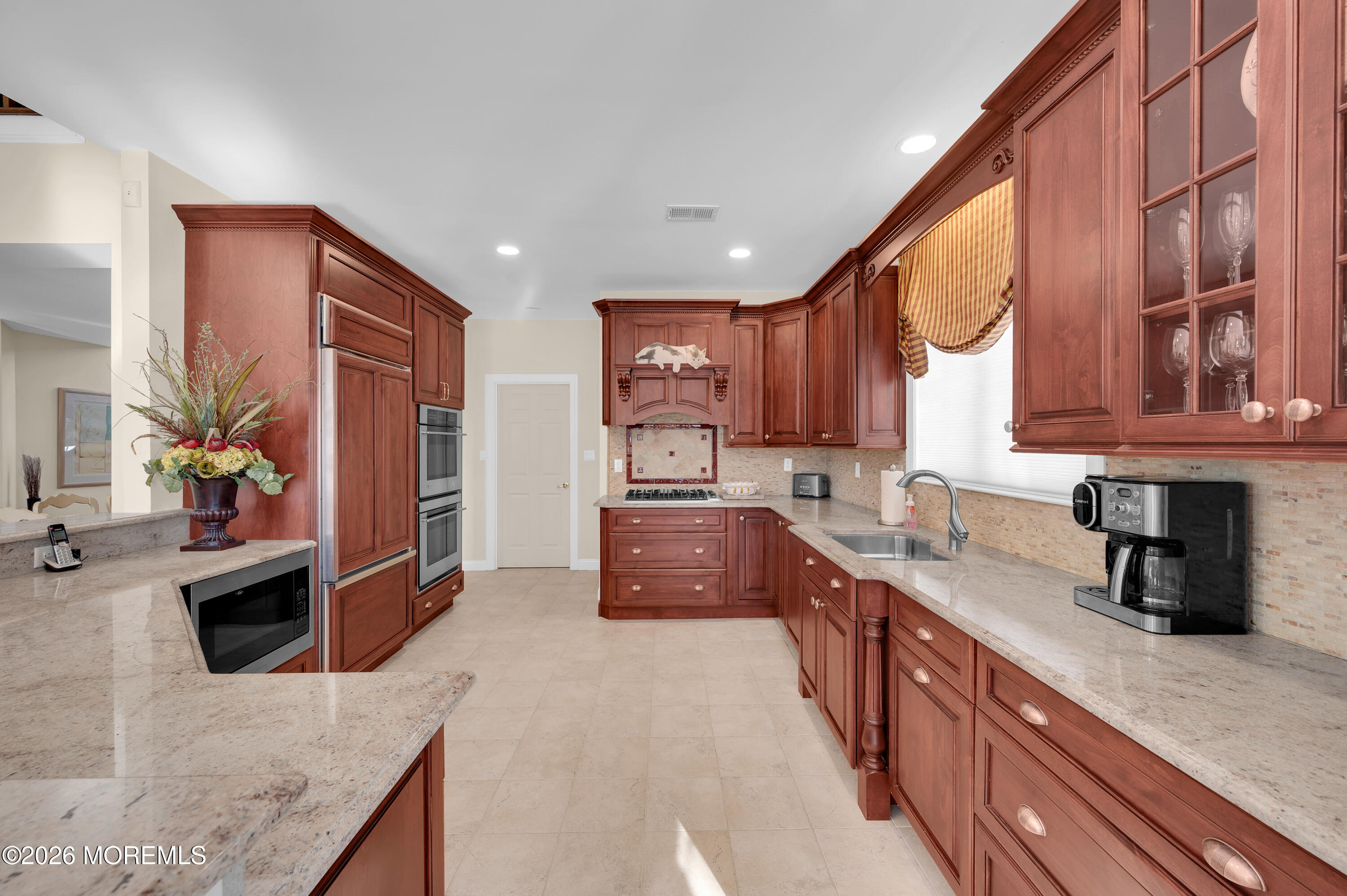407 Edinburgh Place Marlboro NJ 07746