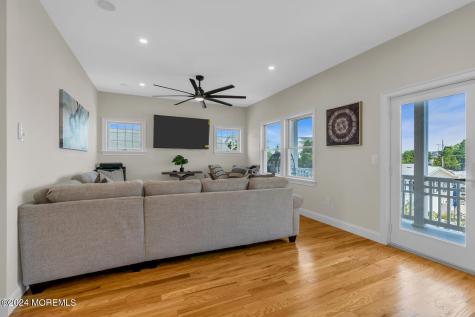 210 24th Avenue Seaside Park NJ 08752