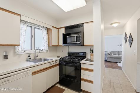 1784 Rolling Ridge Lane Toms River NJ 08755