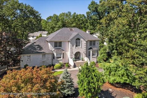 5 Joyce Court Manalapan NJ 07726