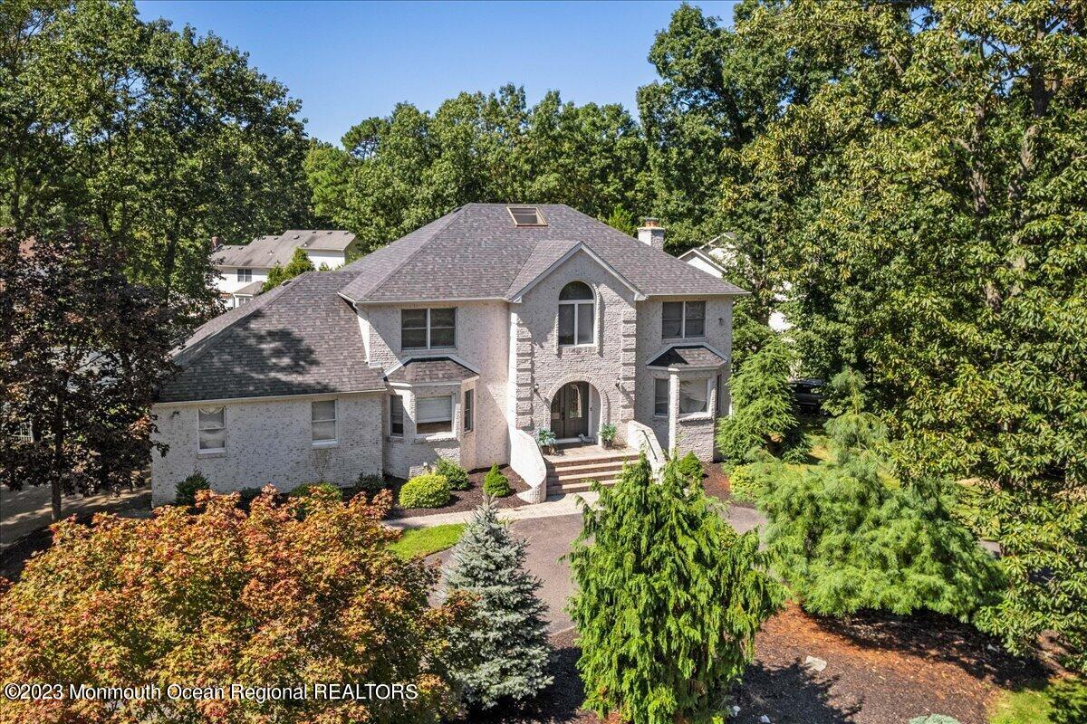 5 Joyce Court Manalapan NJ 07726