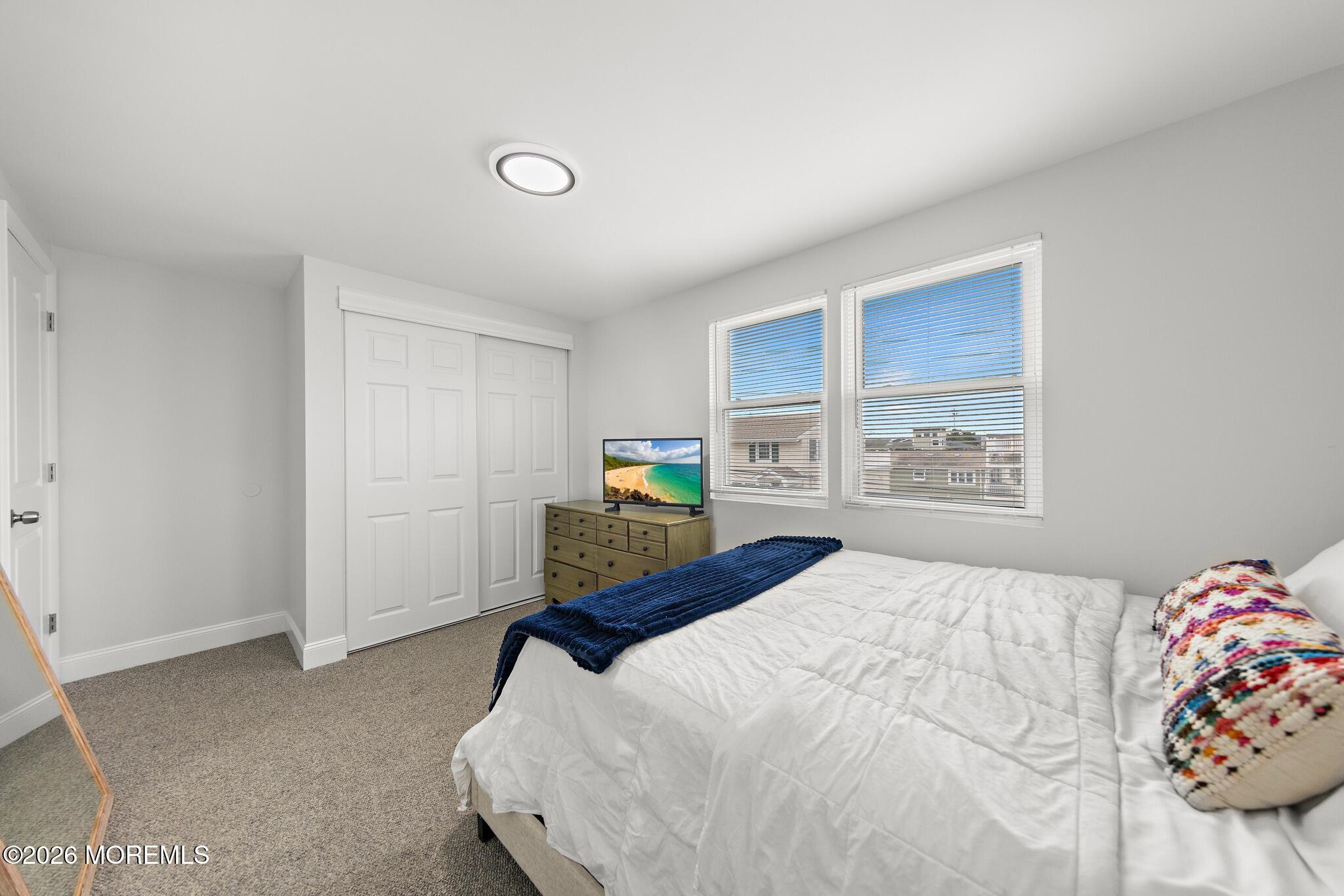 22 Mea Lane Long Beach Twp NJ 08008