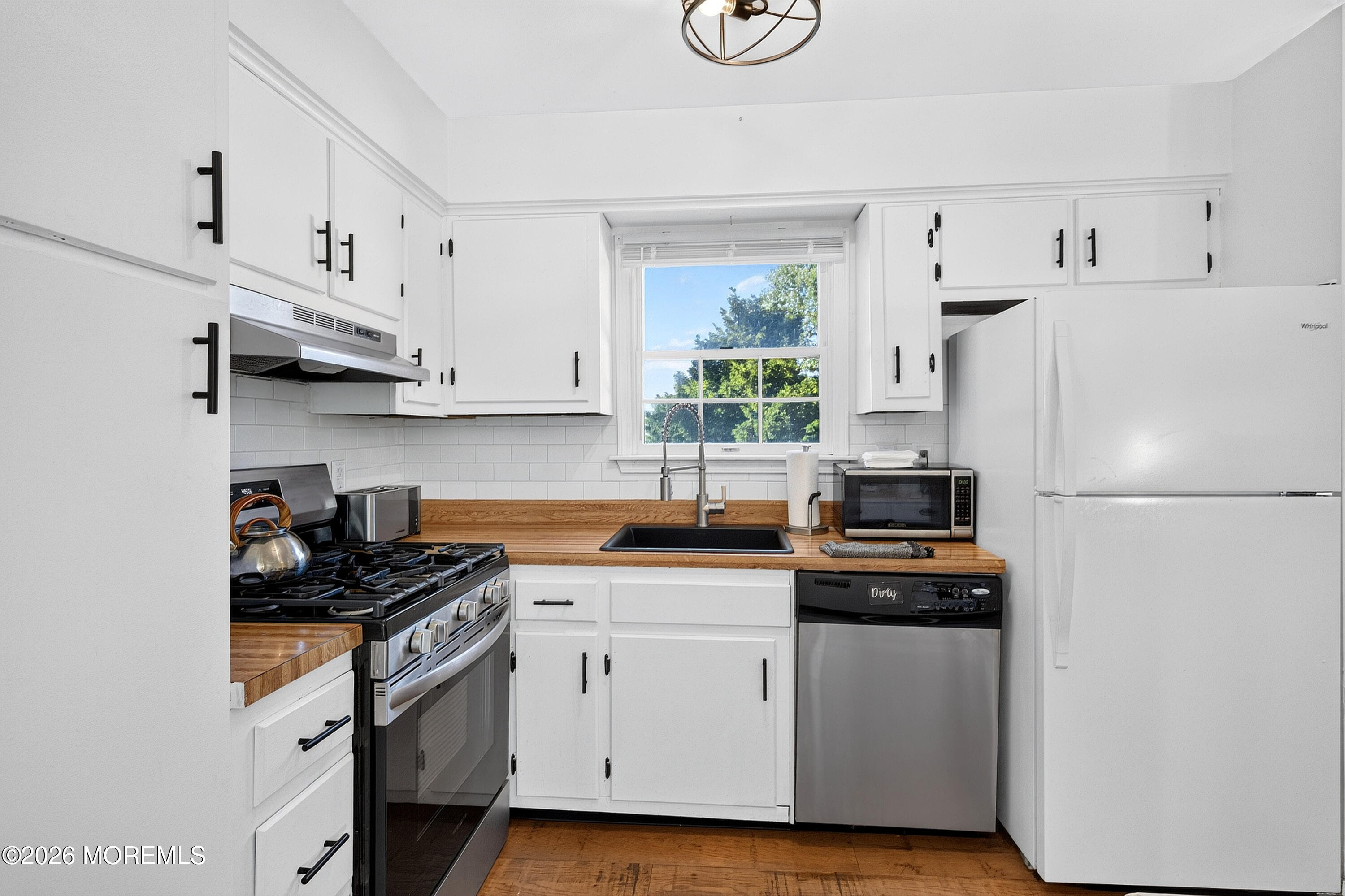 1232 Audubon Drive Toms River NJ 08753
