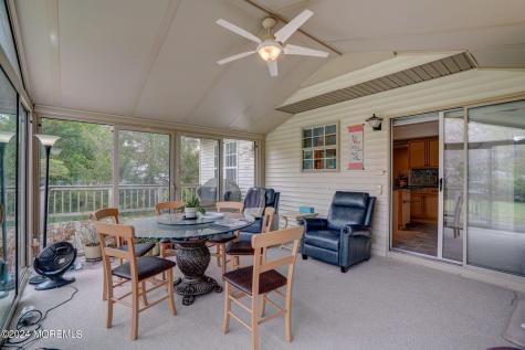 305 E Kelly Drive Galloway NJ 08205