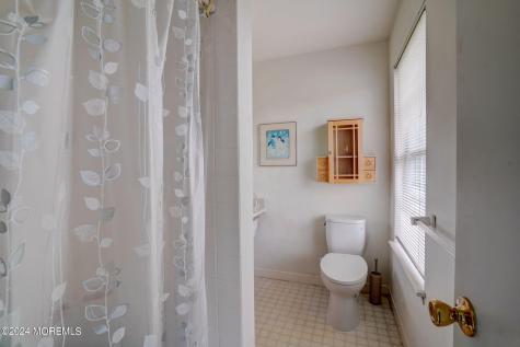 305 E Kelly Drive Galloway NJ 08205