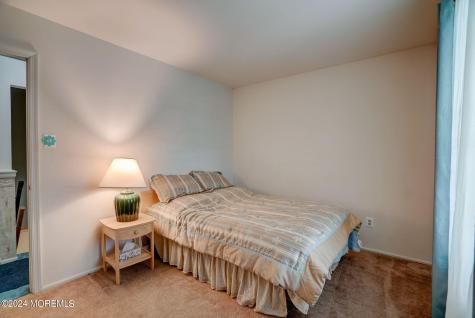 305 E Kelly Drive Galloway NJ 08205