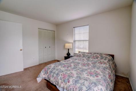 305 E Kelly Drive Galloway NJ 08205