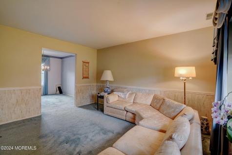 305 E Kelly Drive Galloway NJ 08205