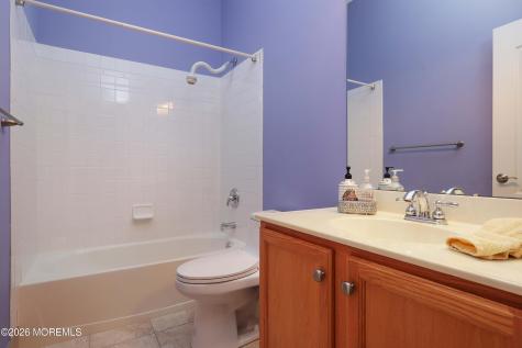 30 Gardenways Court Lakewood NJ 08701