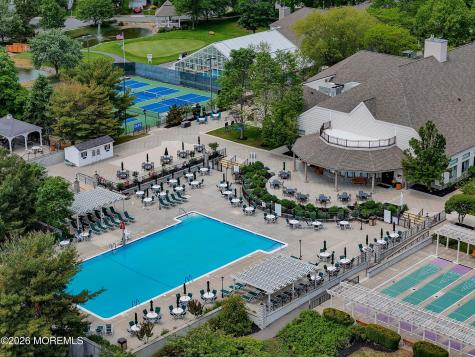 30 Gardenways Court Lakewood NJ 08701