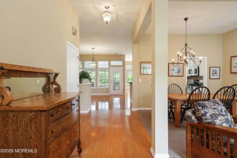 30 Gardenways Court Lakewood NJ 08701