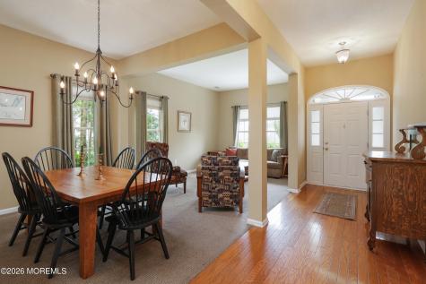 30 Gardenways Court Lakewood NJ 08701