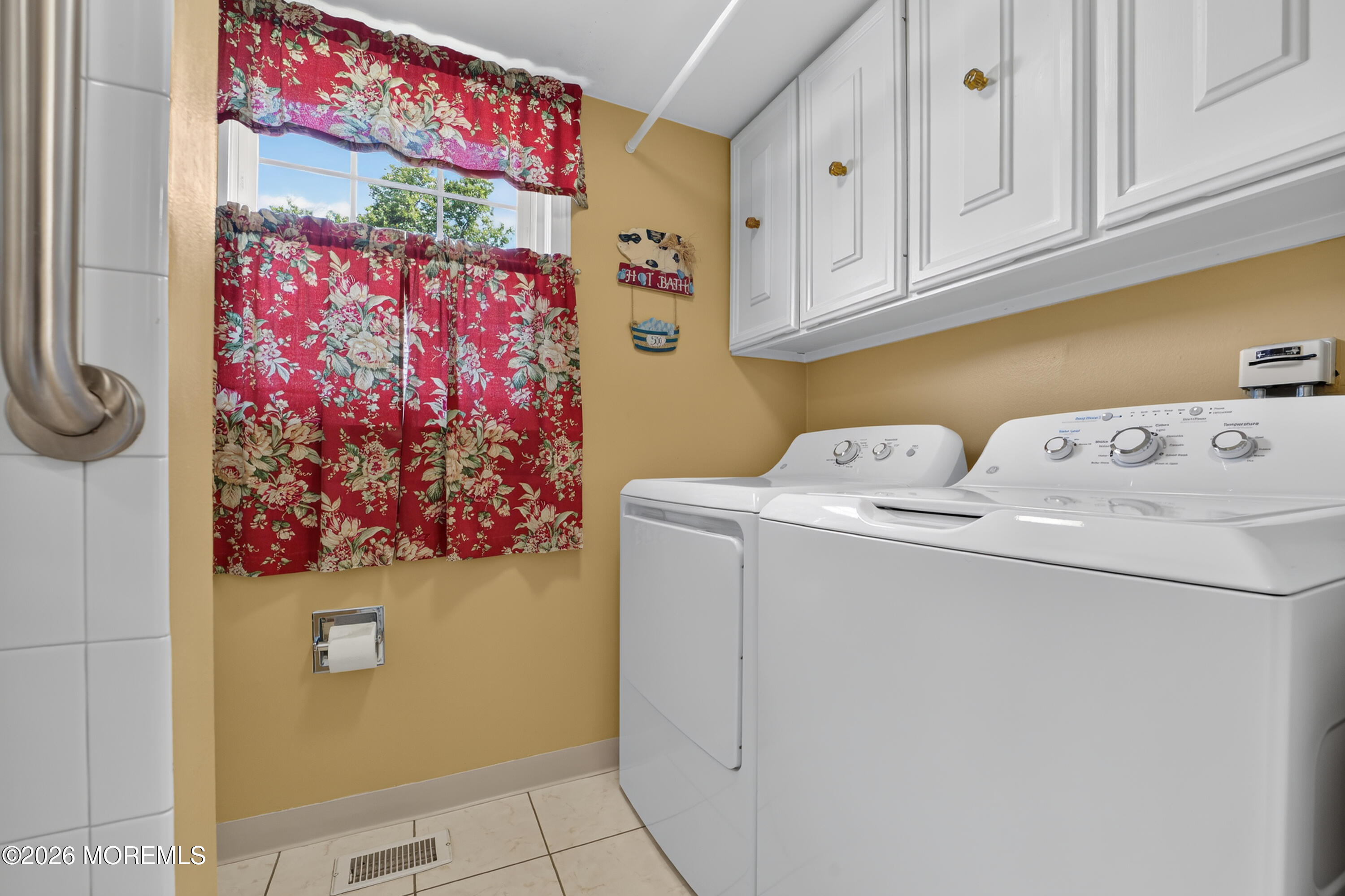 74 E Amherst Lane Monroe NJ 08831