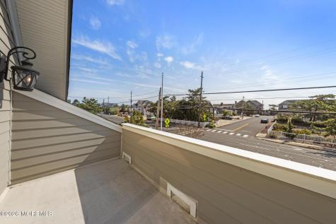 211 Route 35 Mantoloking NJ 08738