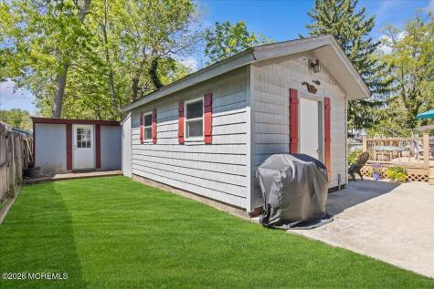 15 Sands Point Drive Toms River NJ 08755