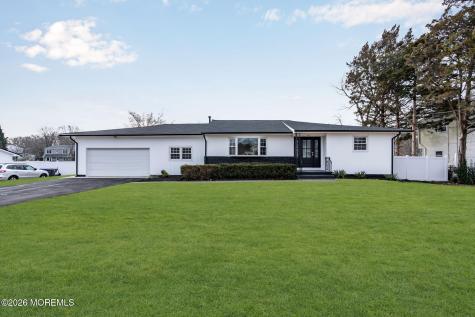 684 Brookside Drive Toms River NJ 08753