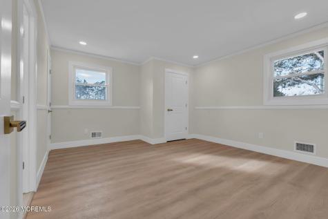 684 Brookside Drive Toms River NJ 08753