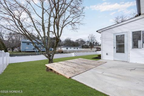 684 Brookside Drive Toms River NJ 08753