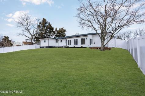 684 Brookside Drive Toms River NJ 08753