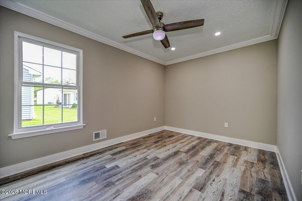 20 Jaffreyton Close Freehold NJ 07728