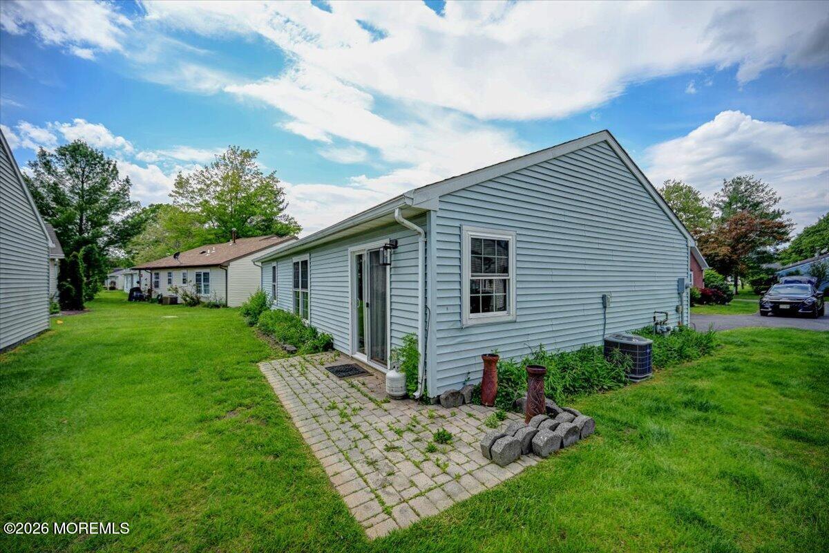 20 Jaffreyton Close Freehold NJ 07728