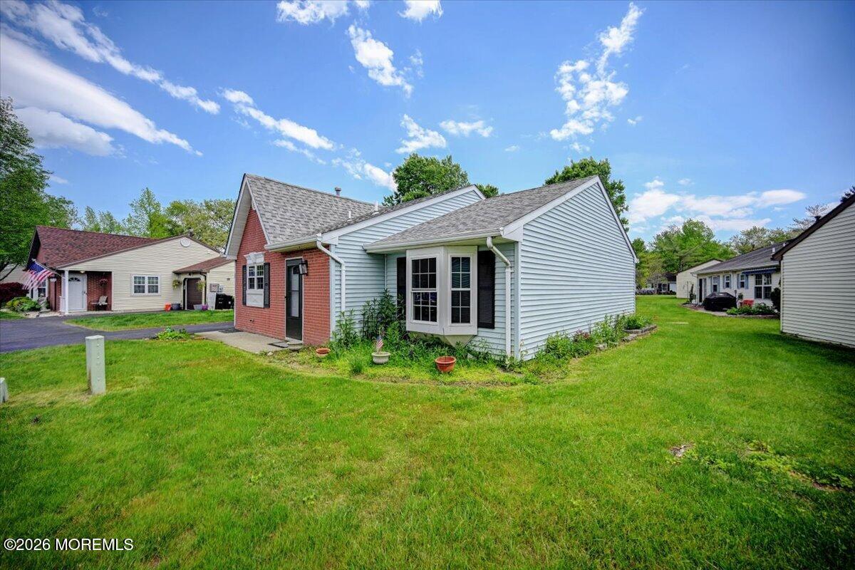 20 Jaffreyton Close Freehold NJ 07728