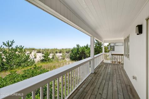5303 Long Beach Boulevard Harvey Cedars NJ 08008