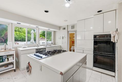 72 Runyan Avenue Deal NJ 07723