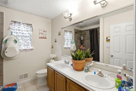 2115 Cedarview Drive Toms River NJ 08757