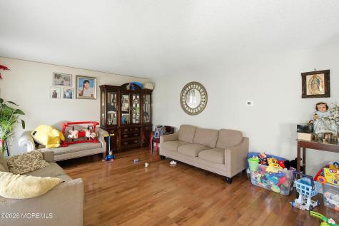 2115 Cedarview Drive Toms River NJ 08757