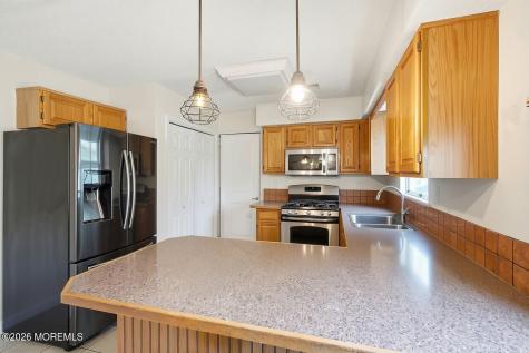 2115 Cedarview Drive Toms River NJ 08757