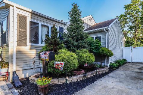 80 Elm Street Spotswood NJ 08884