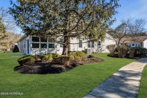 106 Petty Place Lakewood NJ 08701