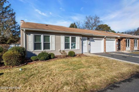 106 Petty Place Lakewood NJ 08701