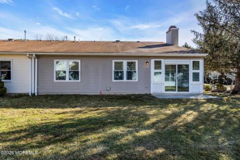 106 Petty Place Lakewood NJ 08701