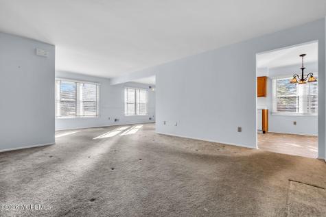 106 Petty Place Lakewood NJ 08701