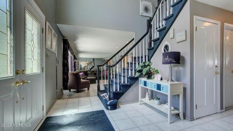 43 Homestead Circle Marlboro NJ 07746