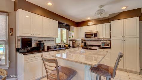 43 Homestead Circle Marlboro NJ 07746