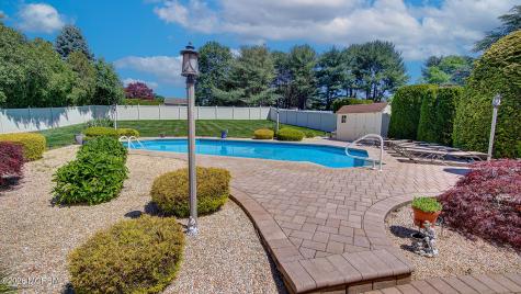 43 Homestead Circle Marlboro NJ 07746