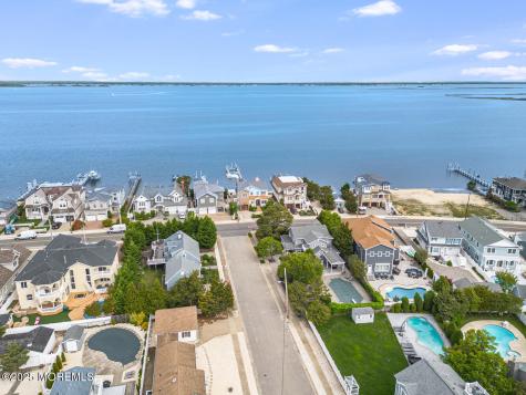 47 Pershing Boulevard Lavallette NJ 08735